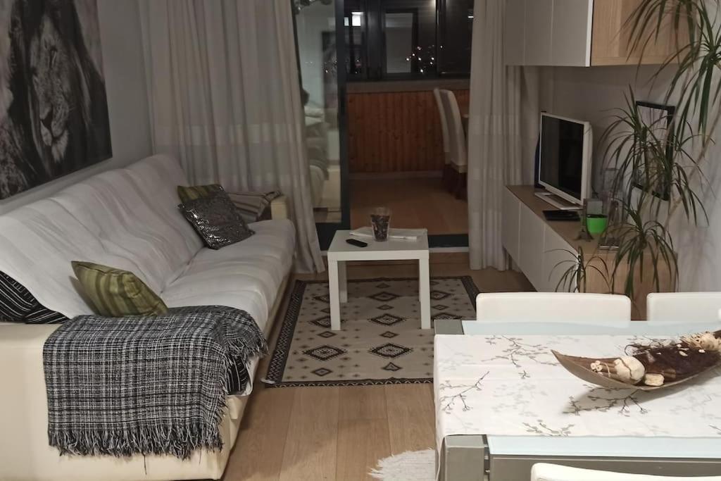 Atico En Paiporta Con 2 Grandes Terrazas Appartement *