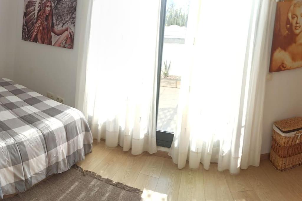Appartement Atico En Paiporta Con 2 Grandes Terrazas *